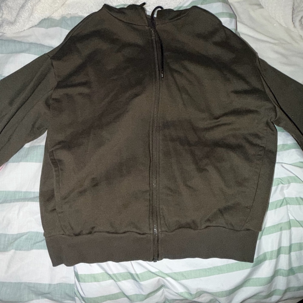 ALO Yoga Men's Dark Olive Zip-Up Sweater